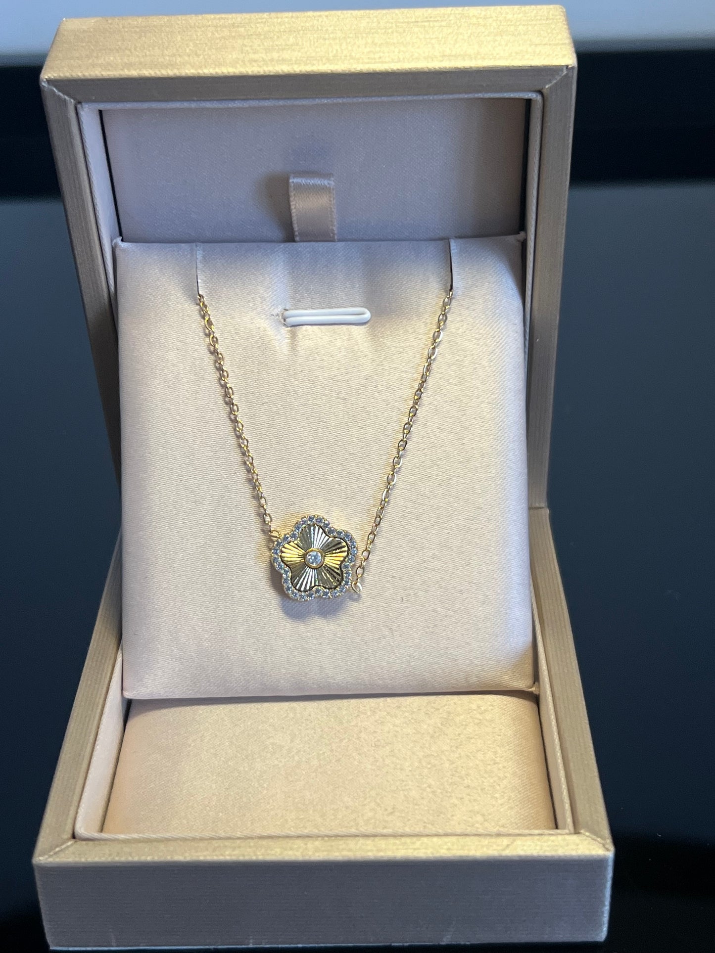 Bracelet Golden clover