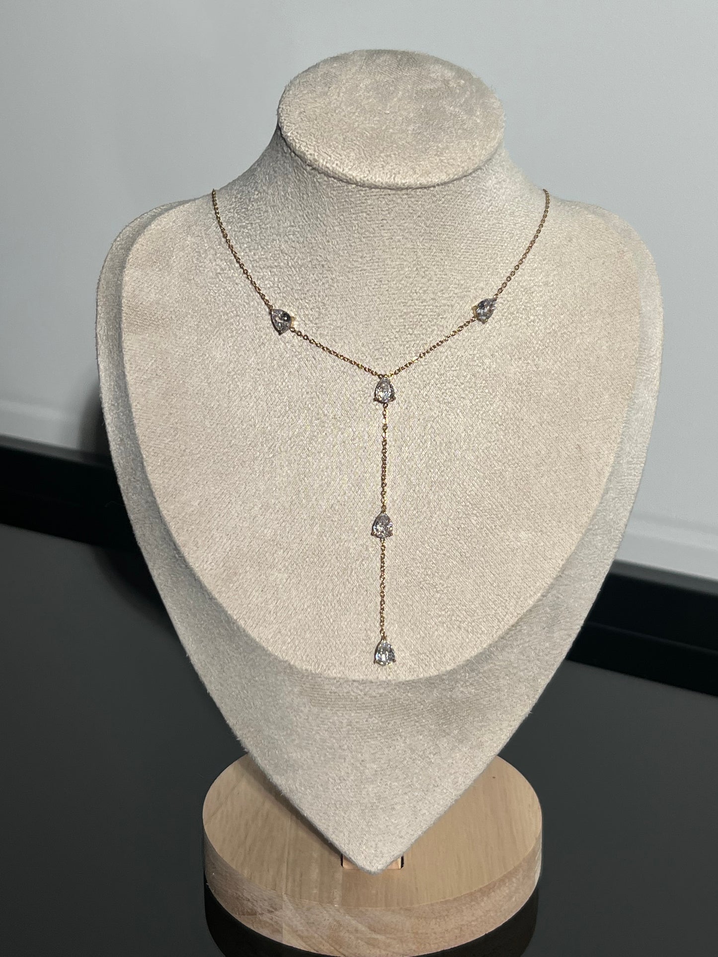 Élégance goutte d'or